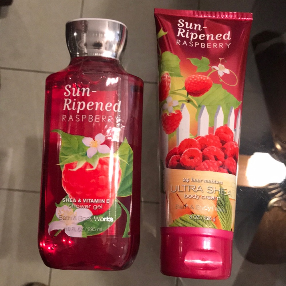 New Bath & Body Works Sun Ripened Raspberry Set